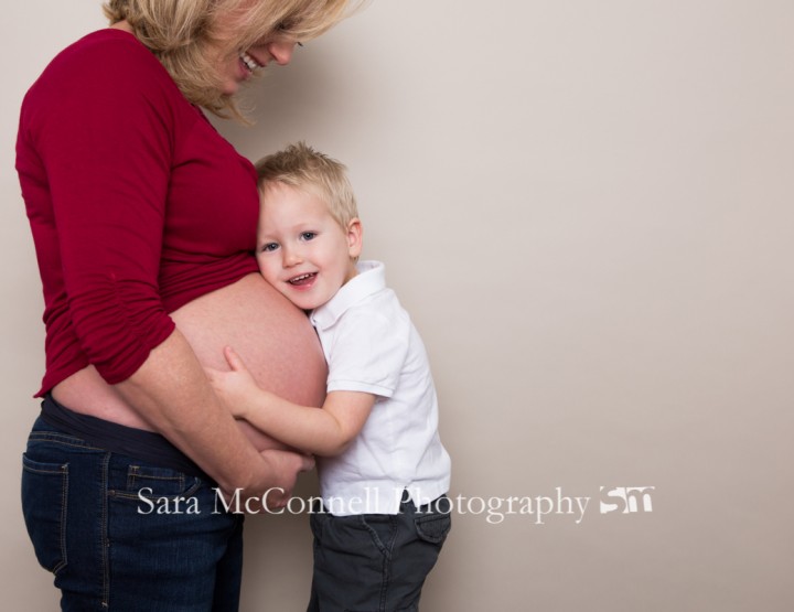 Ottawa Pregnancy Photos ~ Sara McConnell Photography