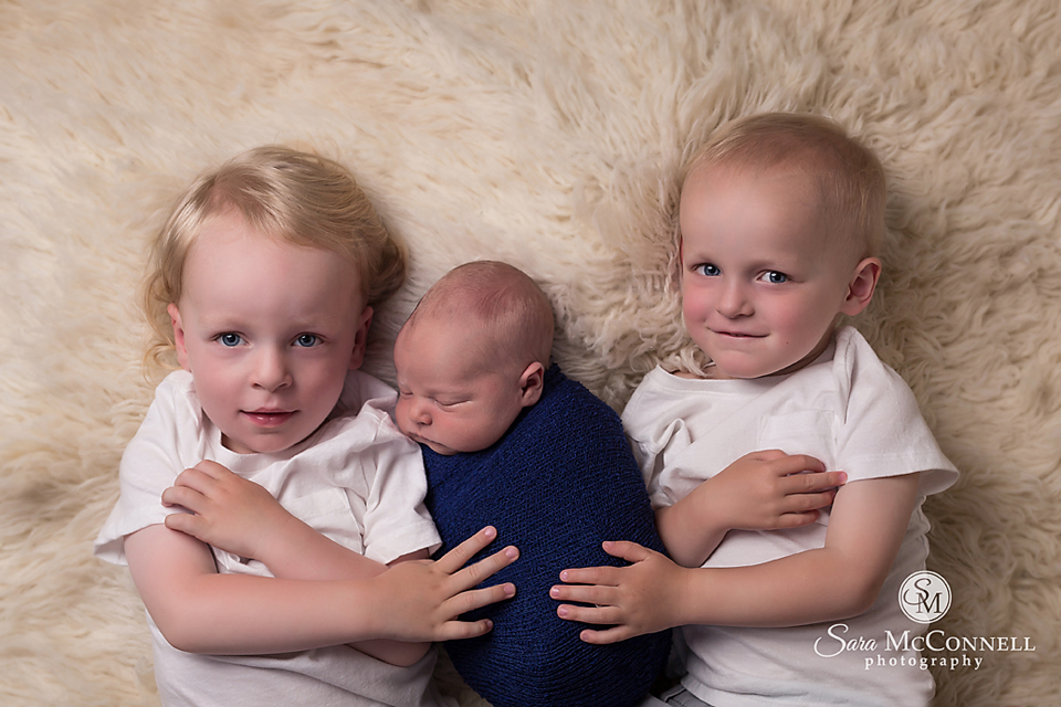 Ottawa Newborn Photographer | Baby Brother