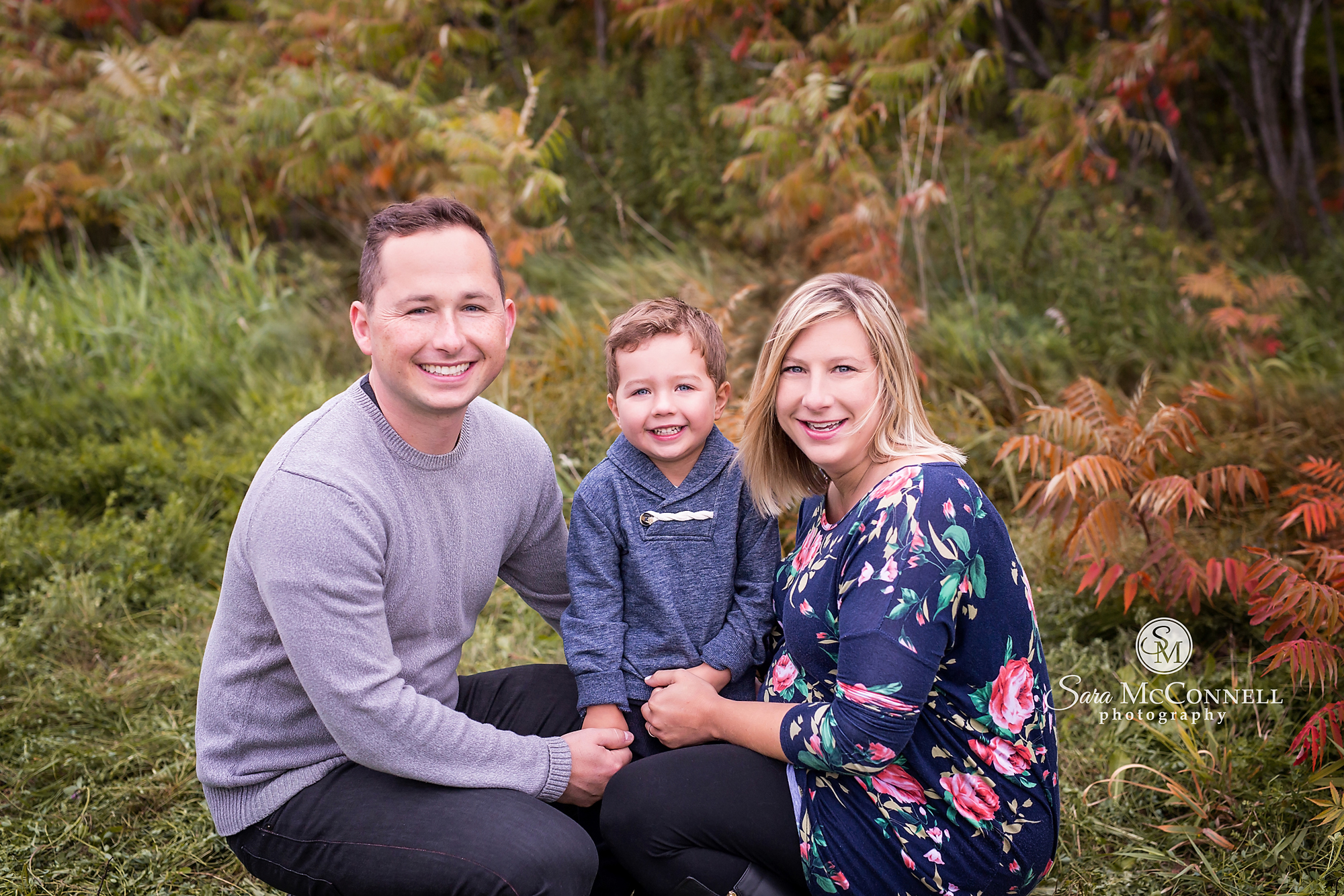 Ottawa Family Photographer | Maternity photos and joy
