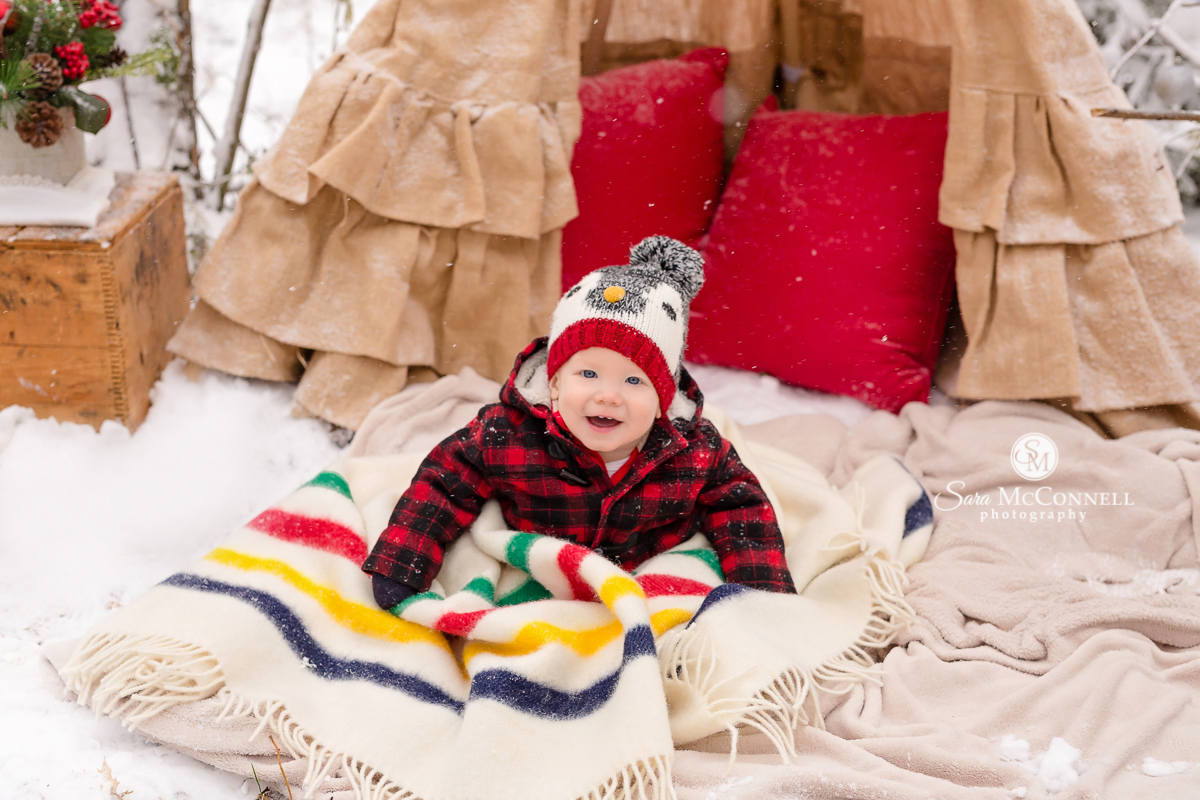 Ottawa Family Photographer | Outdoor Holiday Photos