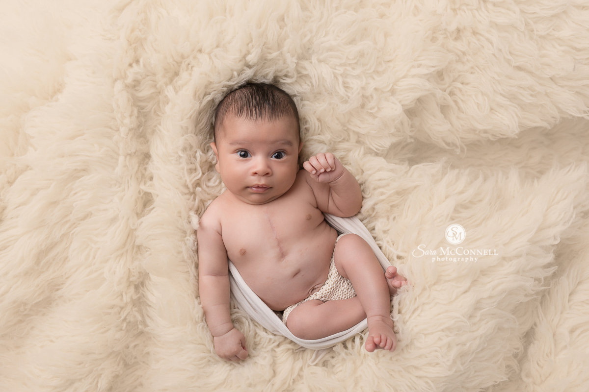 Ottawa newborn photographer Sara McConnell Photography