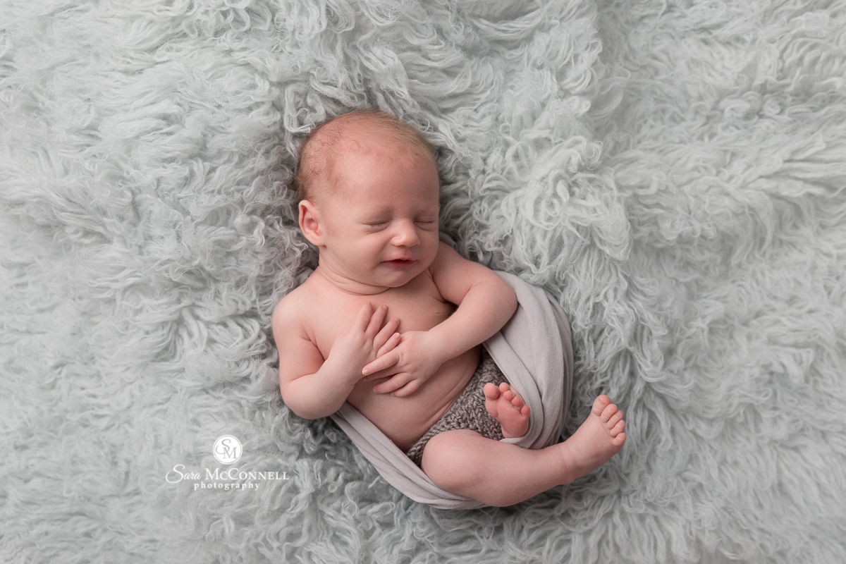 Ottawa newborn photos by Sara McConnell Photography- sleeping new baby