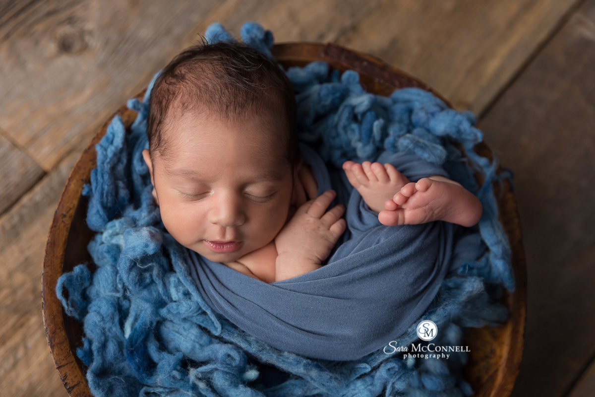 Ottawa Newborn Photo - Newborn baby