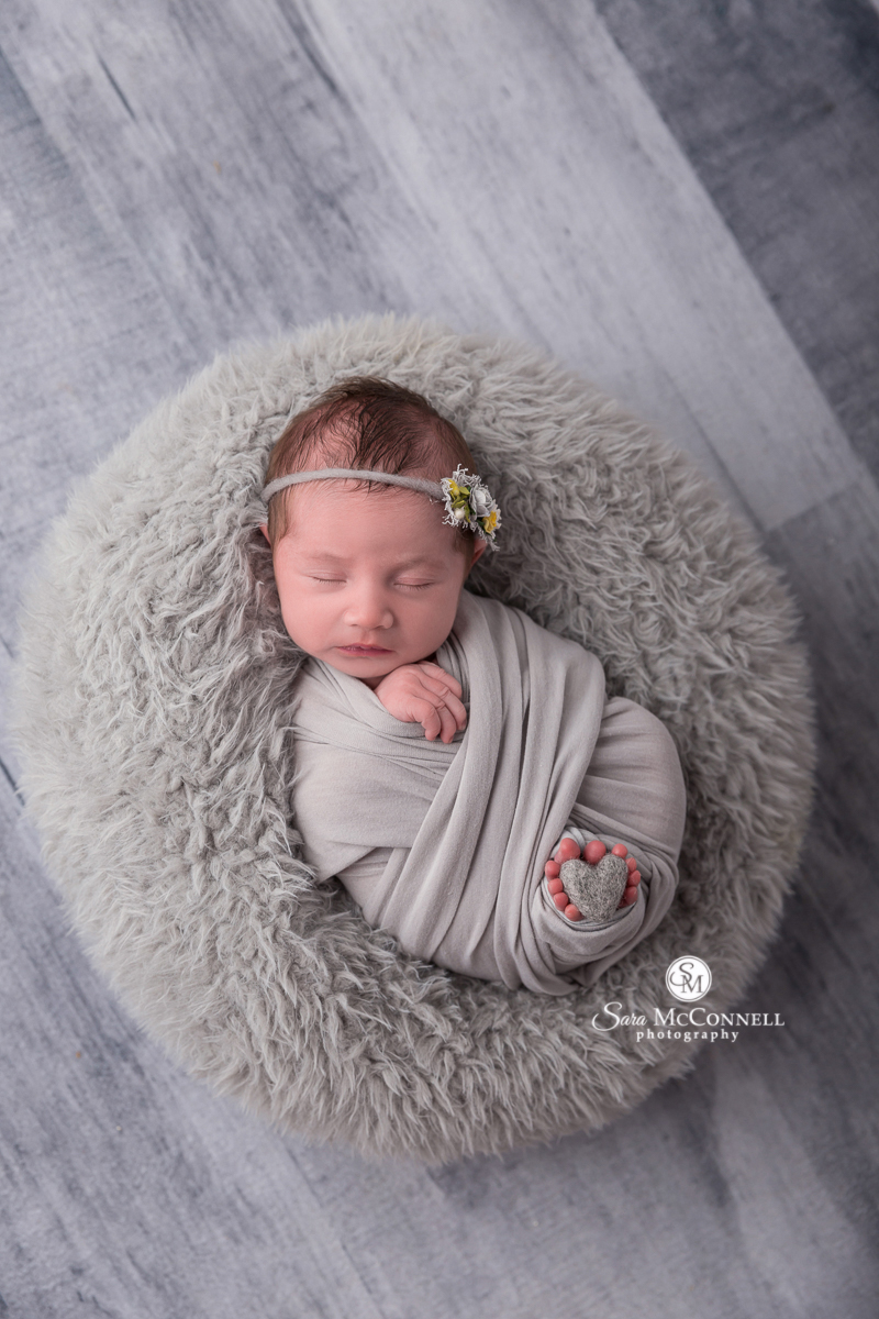 Ottawa newborn photos by Sara McConnell Photography