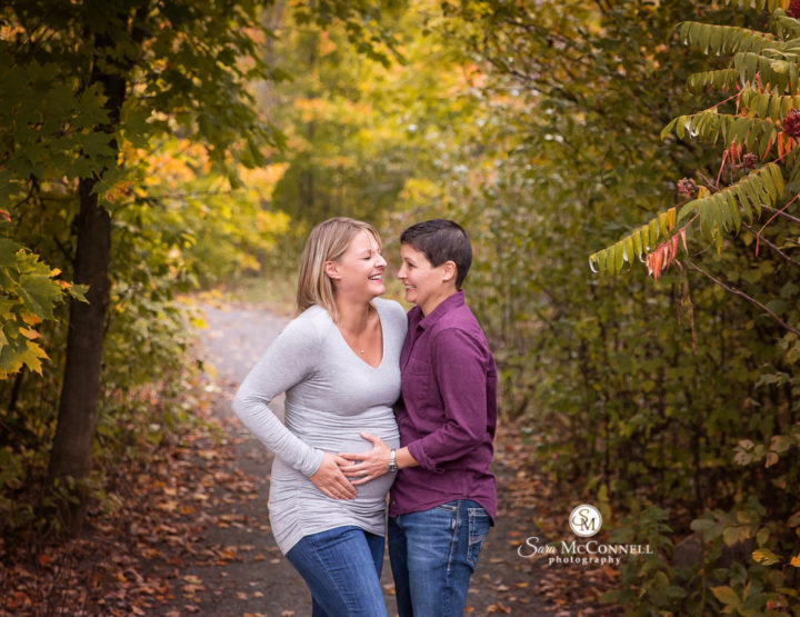 Ottawa Maternity Photographer | Falling for the outdoors