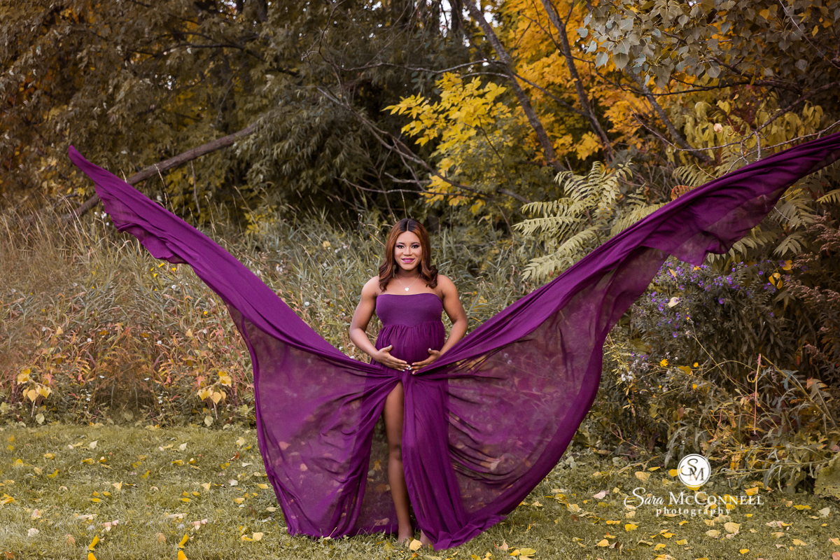 Gowns & Gorgeous Fall Colours | Ottawa Maternity Session