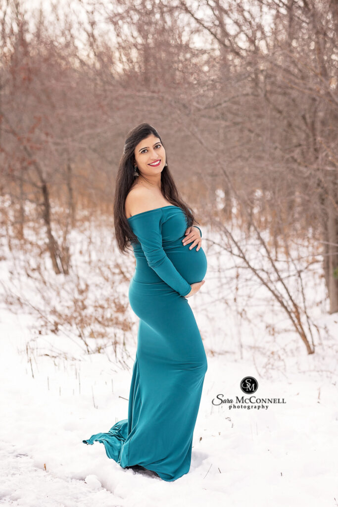 Ottawa Winter Maternity Photos
