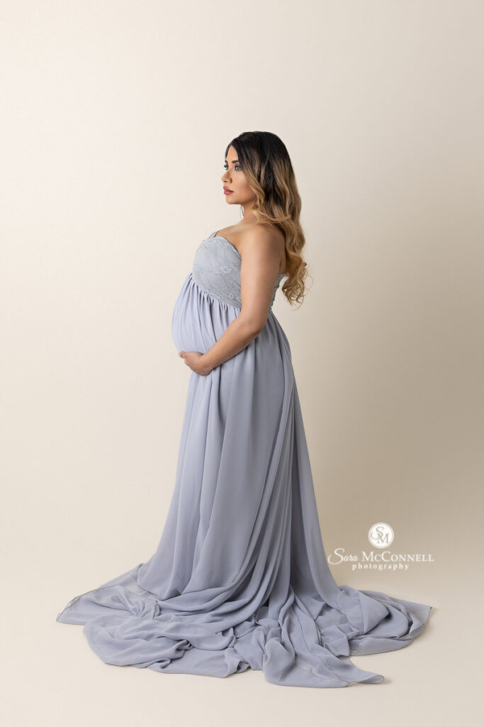 Stunning Ottawa Studio Maternity Photos 